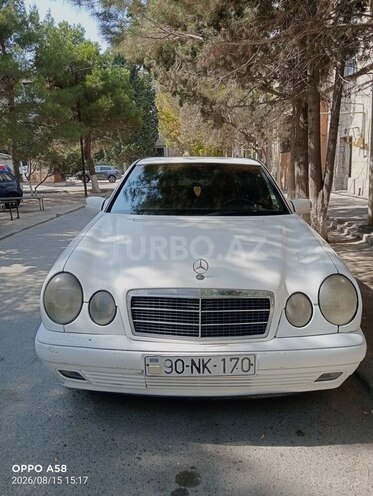 Mercedes E 250 1995, 250,000 km - 2.5 l - Sumqayıt