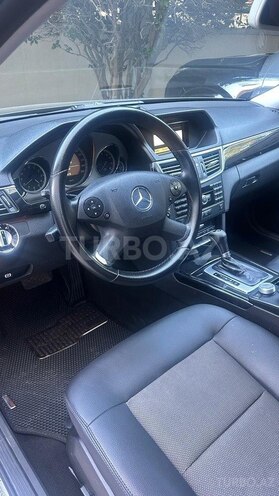 Mercedes E 200 2010, 271,000 km - 1.8 л - Bakı