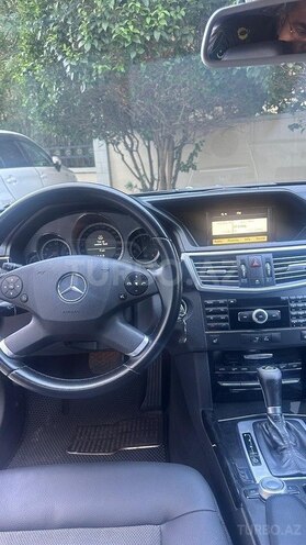 Mercedes E 200 2010, 271,000 km - 1.8 л - Bakı