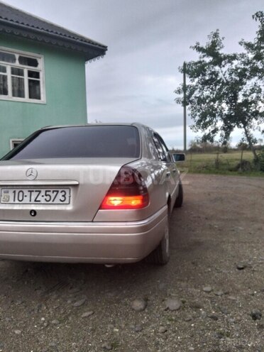 Mercedes C 180 1995, 470,000 km - 1.8 l - Astara