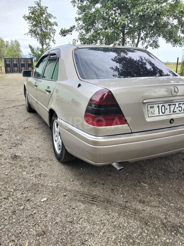 Mercedes C 180 1995, 470,000 km - 1.8 l - Astara