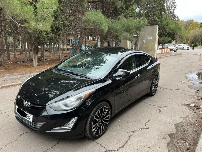 Hyundai Elantra 2015, 218,000 km - 1.8 l - Bakı