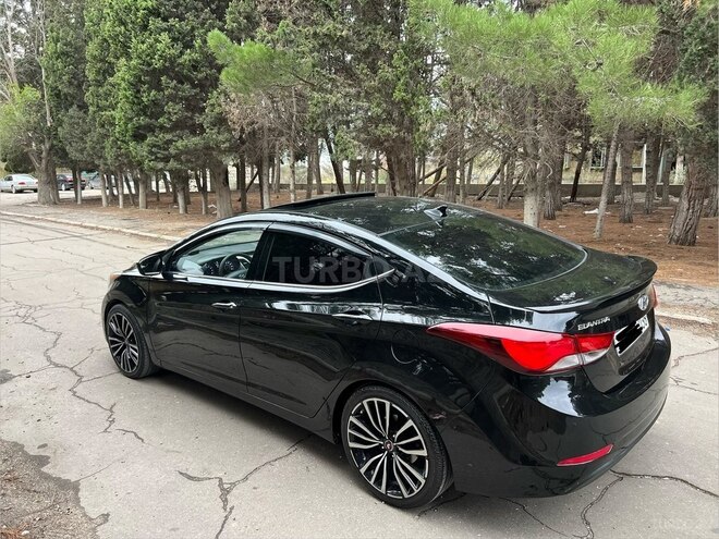 Hyundai Elantra 2015, 218,000 km - 1.8 l - Bakı