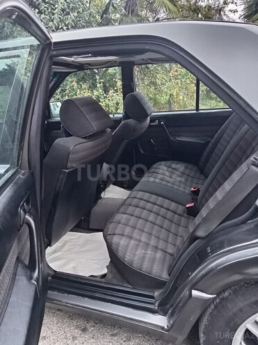 Mercedes 190 1993, 422,689 km - 2.0 l - Şabran