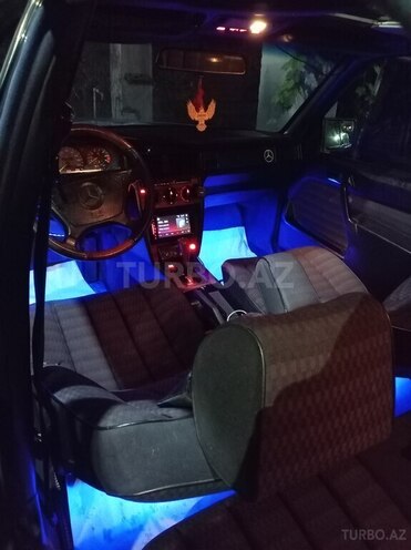 Mercedes 190 1993, 422,689 km - 2.0 l - Şabran