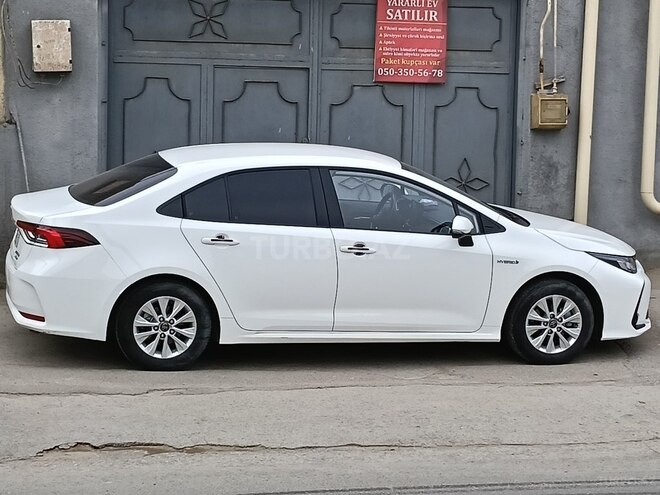 Toyota Corolla 2024, 117,000 km - 1.8 л - Bakı