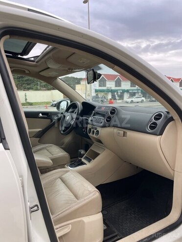 Volkswagen Tiguan 2009, 215,000 km - 2.0 л - Bakı