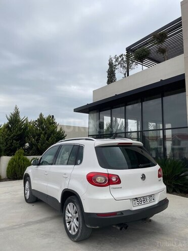 Volkswagen Tiguan 2009, 215,000 km - 2.0 л - Bakı
