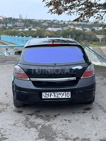 Opel Astra 2009, 283,000 km - 1.4 l - Quba