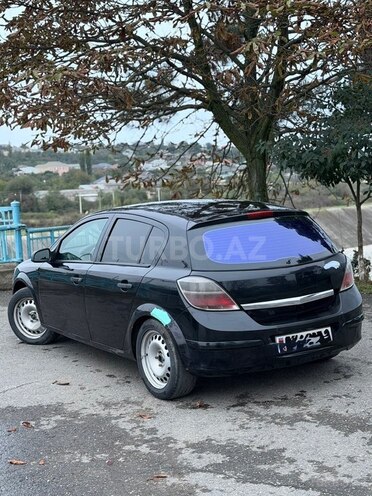 Opel Astra 2009, 283,000 km - 1.4 l - Quba