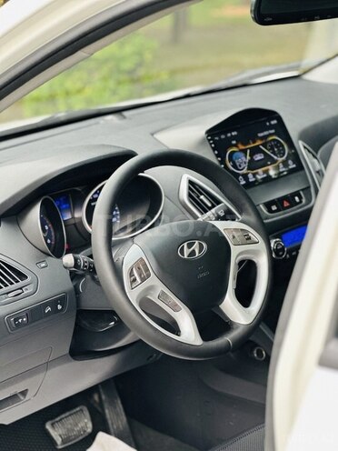 Hyundai ix35 2012, 240,000 km - 2.0 л - Bakı