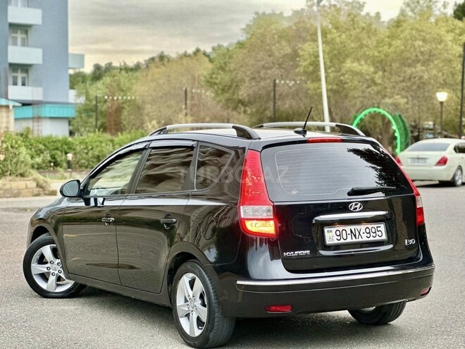 Hyundai i30 2010, 236,580 km - 2.0 л - Bakı