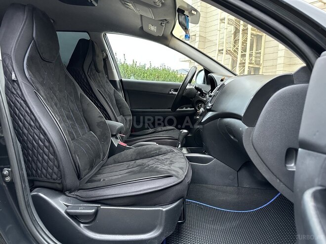 Hyundai i30 2010, 236,580 km - 2.0 л - Bakı