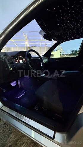Mercedes E 220 2001, 401,000 km - 2.2 l - Bakı