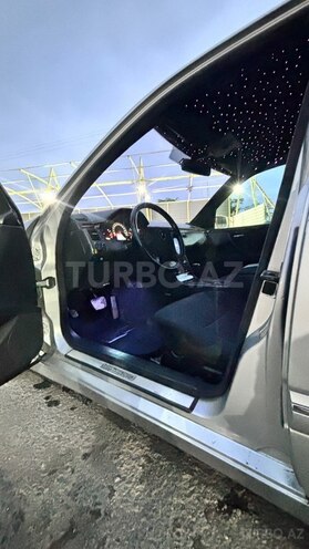 Mercedes E 220 2001, 401,000 km - 2.2 l - Bakı