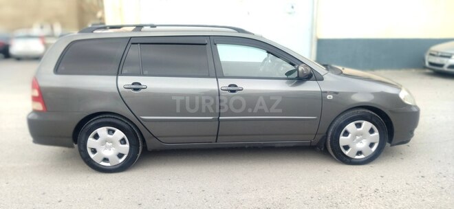 Toyota Corolla 2004, 205,435 km - 1.4 л - Bakı