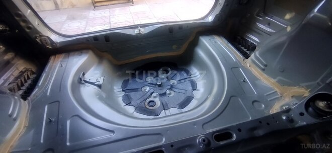 Toyota Corolla 2004, 205,435 km - 1.4 л - Bakı