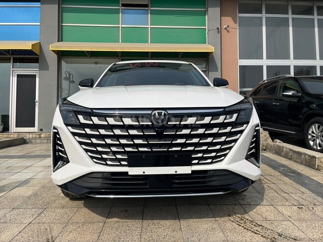 Changan  2025, 39,600 km - 1.5 l - Bakı