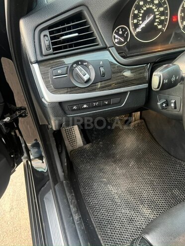 BMW 528 2015, 240,000 km - 2.0 л - Bakı