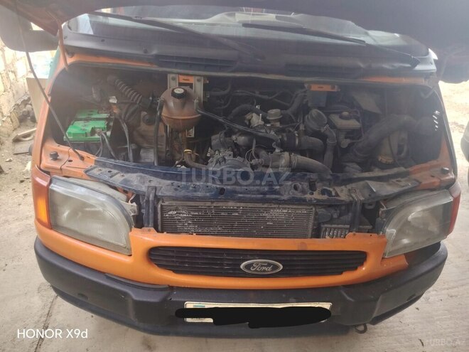 Ford Transit 1999, 300,000 km - 2.5 l - Bakı