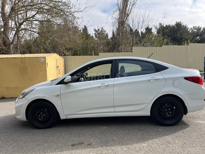 Hyundai Accent 2012, 172,000 km - 1.4 л - Bakı