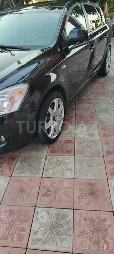 Kia Ceed 2007, 260,000 km - 1.6 l - Masallı