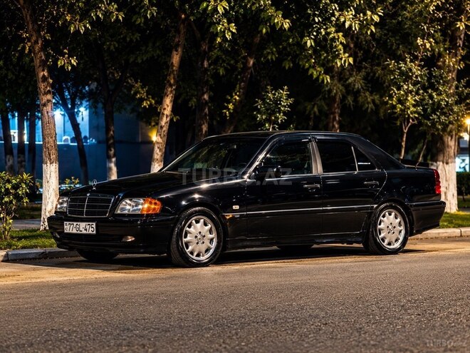 Mercedes C 200 1998, 637,300 km - 2.0 l - Salyan