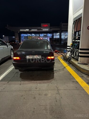 Mercedes C 200 1998, 637,300 km - 2.0 l - Salyan