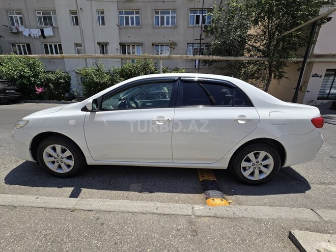 Toyota Corolla 2008, 198,000 km - 1.6 л - Bakı