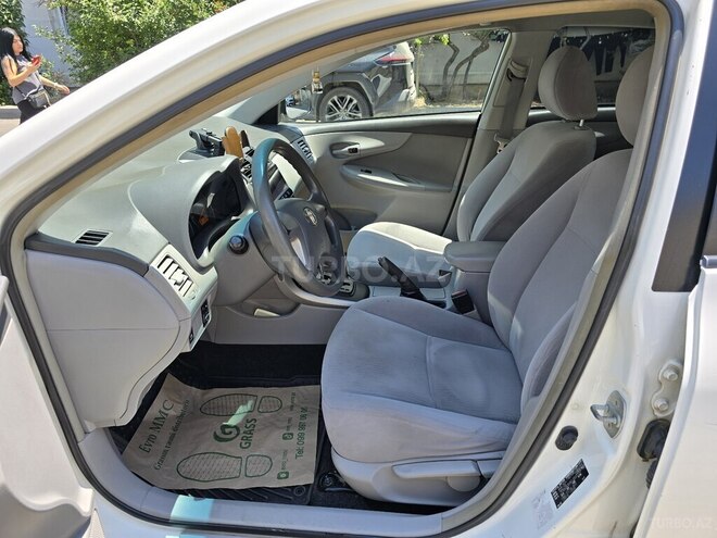 Toyota Corolla 2008, 198,000 km - 1.6 л - Bakı