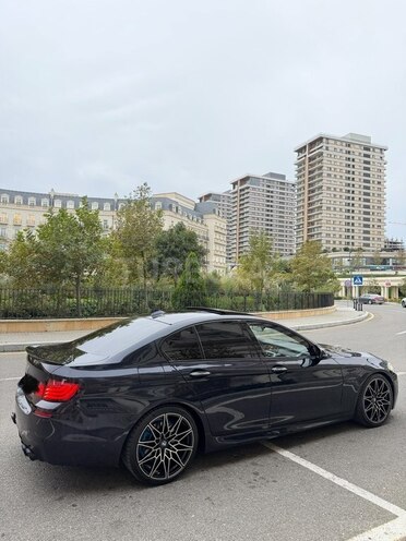 BMW 528 2015, 218,000 km - 2.0 л - Bakı