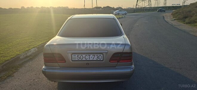 Mercedes E 240 1999, 400,000 km - 2.4 l - Bakı