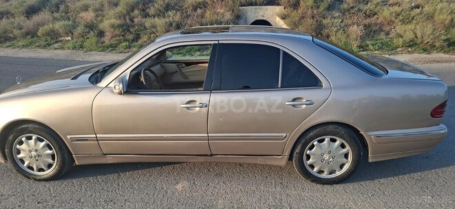 Mercedes E 240 1999, 400,000 km - 2.4 l - Bakı
