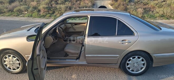 Mercedes E 240 1999, 400,000 km - 2.4 l - Bakı