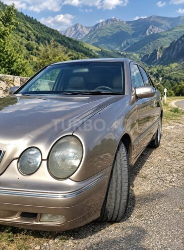 Mercedes E 240 1999, 400,000 km - 2.4 l - Bakı