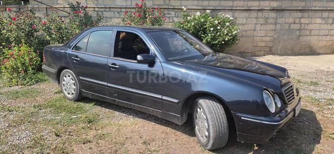 Mercedes E 220 1999, 680,000 km - 2.2 l - Bakı