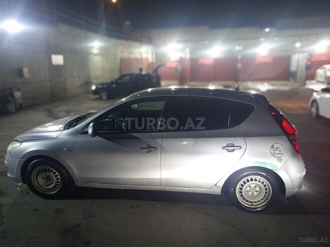 Hyundai i30 2008, 380,000 km - 1.6 л - Bakı