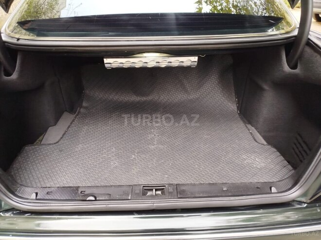 Mercedes E 240 2000, 324,300 km - 2.6 л - Bakı