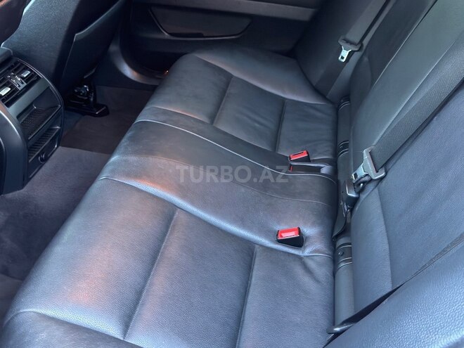 BMW 528 2011, 39,500 km - 3.0 l - Xudat