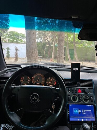 Mercedes C 240 1998, 381,840 km - 2.4 l - Bakı