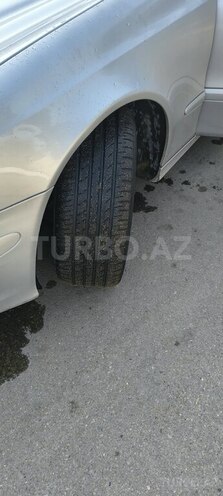 Mercedes E 220 2009, 260,000 km - 2.2 l - Bakı