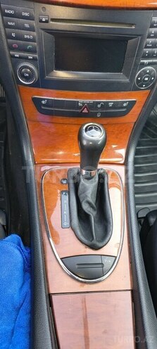Mercedes E 220 2009, 260,000 km - 2.2 l - Bakı
