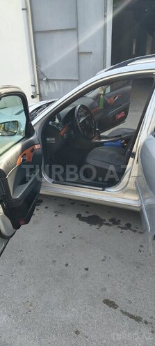 Mercedes E 220 2009, 260,000 km - 2.2 l - Bakı