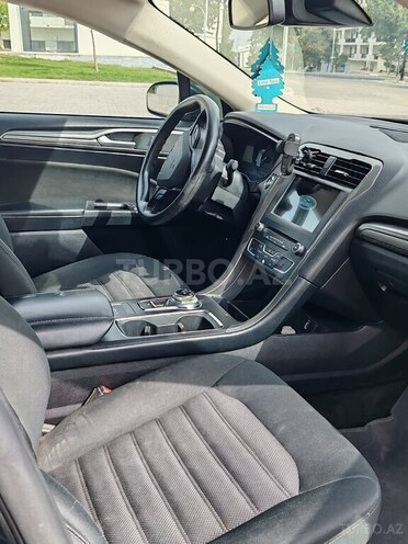 Ford Fusion (North America) 2018, 182,000 km - 1.5 l - 