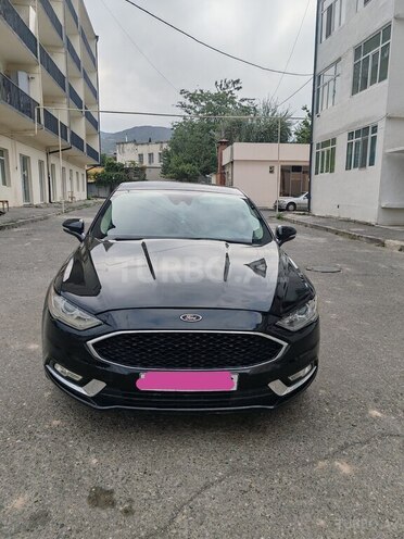 Ford Fusion (North America) 2018, 182,000 km - 1.5 l - 