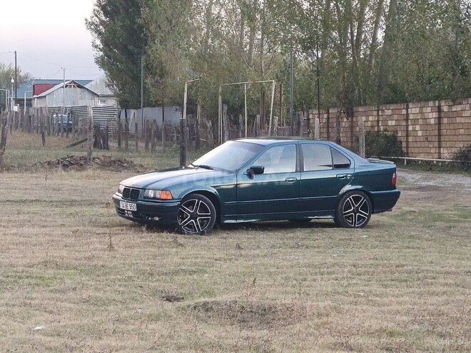 BMW 318 1994, 333,350 km - 1.8 л - İsmayıllı
