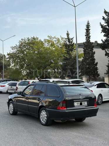 Mercedes C 220 2000, 356,000 km - 2.2 l - Bakı