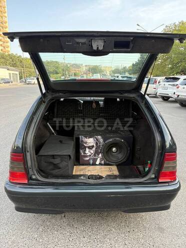 Mercedes C 220 2000, 356,000 km - 2.2 l - Bakı