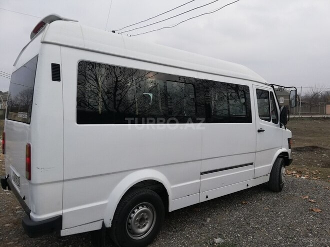Mercedes 208 D 1993, 250,000 km - 2.9 l - Quba
