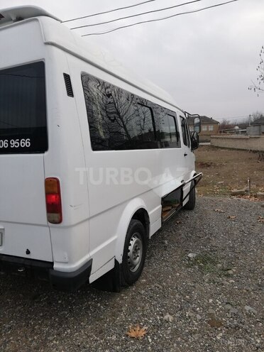 Mercedes 208 D 1993, 250,000 km - 2.9 l - Quba